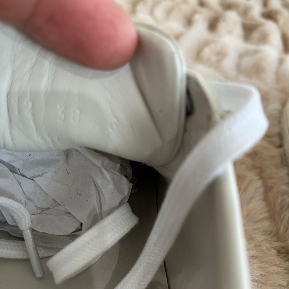 Gucci Ace Rooster Sneaker Size 38 - Picture 5 of 11